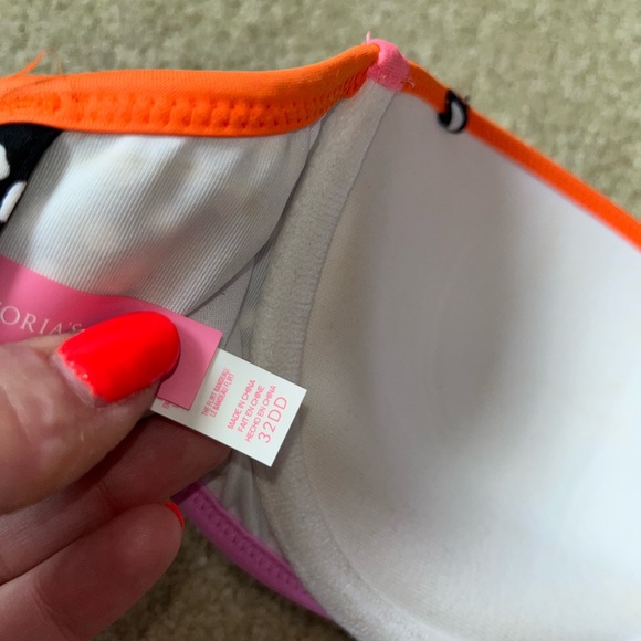 Victoria Secret Bandeau Swim Top | Size 32DD - Picture 4 of 5